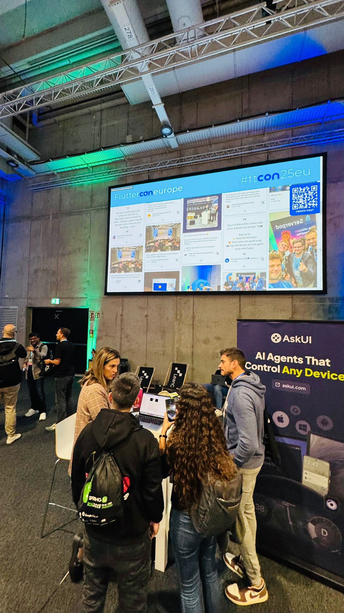 AskUI booth at FlutterCon Europe — live agent demos